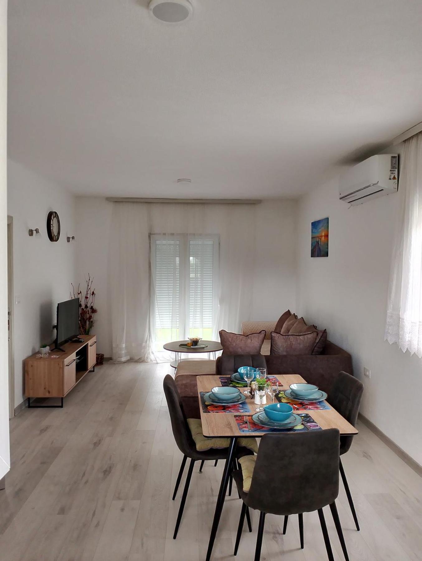 Knezevic Apartman Podgorica Eksteriør bilde